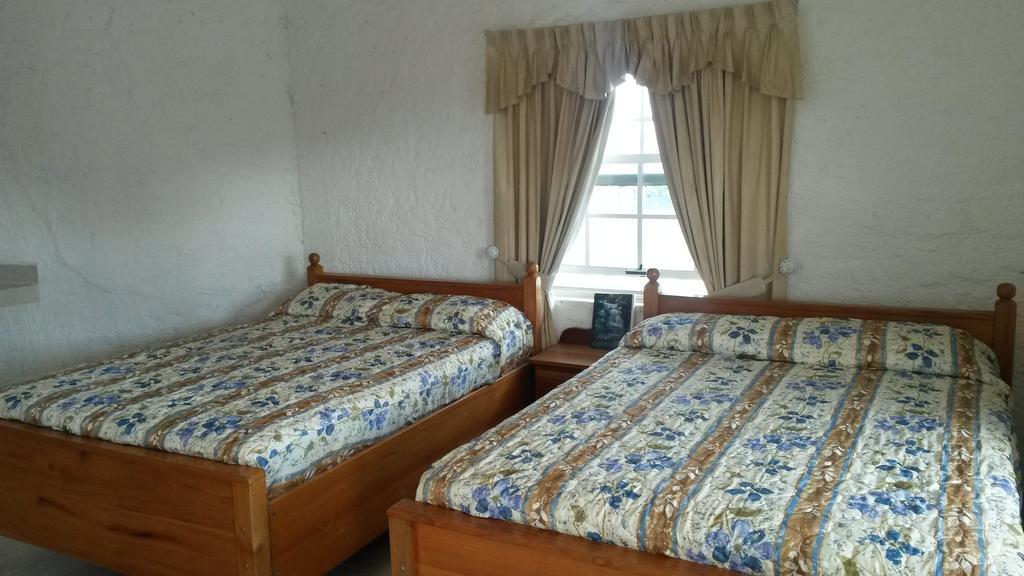 Las Palmas Hotel Corozal Town Esterno foto