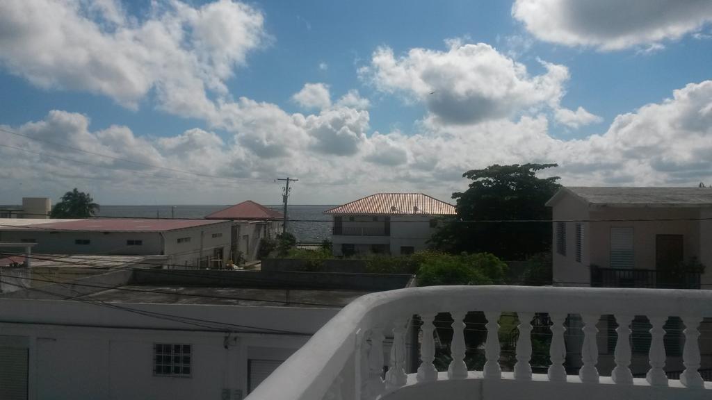 Las Palmas Hotel Corozal Town Esterno foto