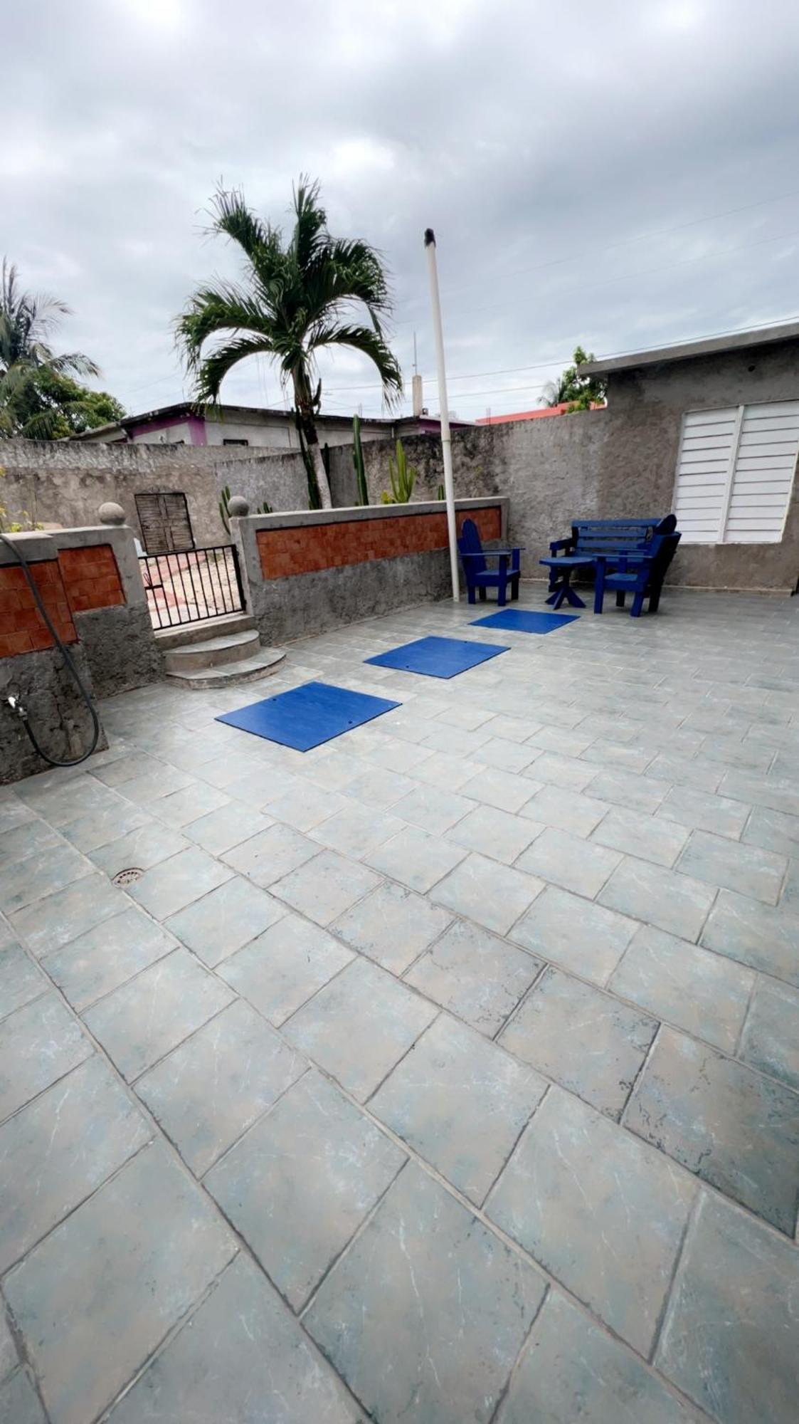 Las Palmas Hotel Corozal Town Esterno foto