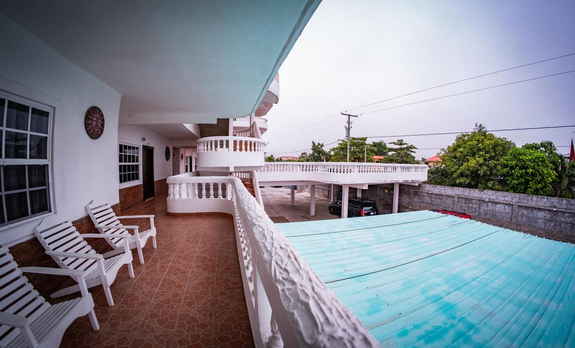 Las Palmas Hotel Corozal Town Esterno foto